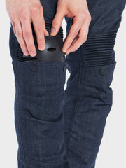 Protective motorcycle riding jeans with stretch with Dyneema® by ZIN Motowear. Model A537. Touring knee protectors.
